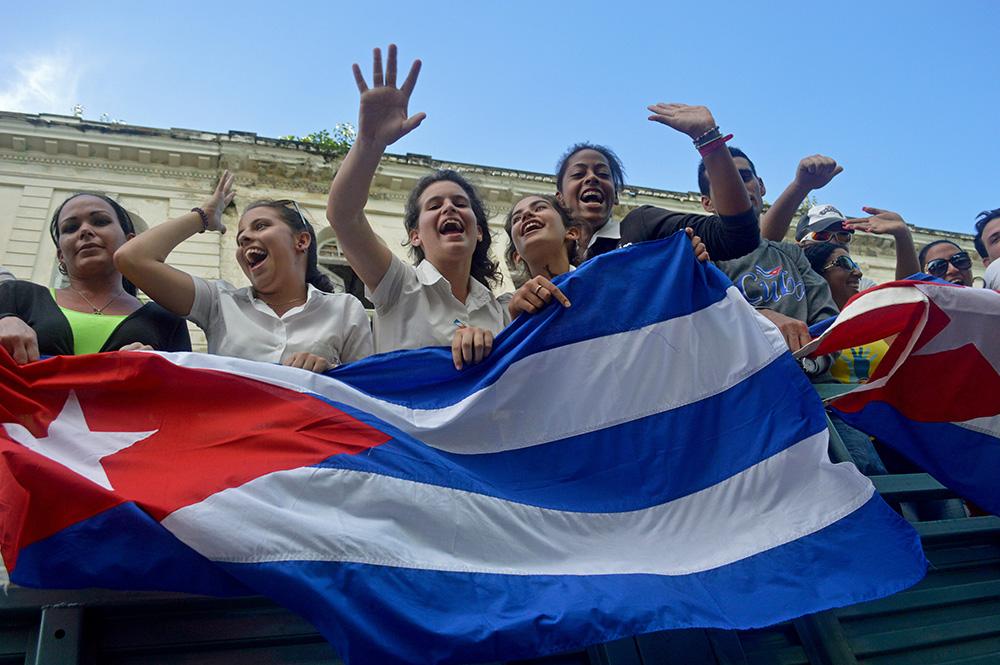 Frauen bei einer Demonstration auf Kuba