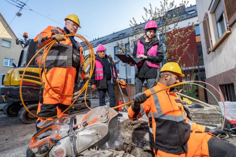 110202 Glasfaser - Sub-Sub-Kultur ist weit verbreitet - Telekom - Telekom