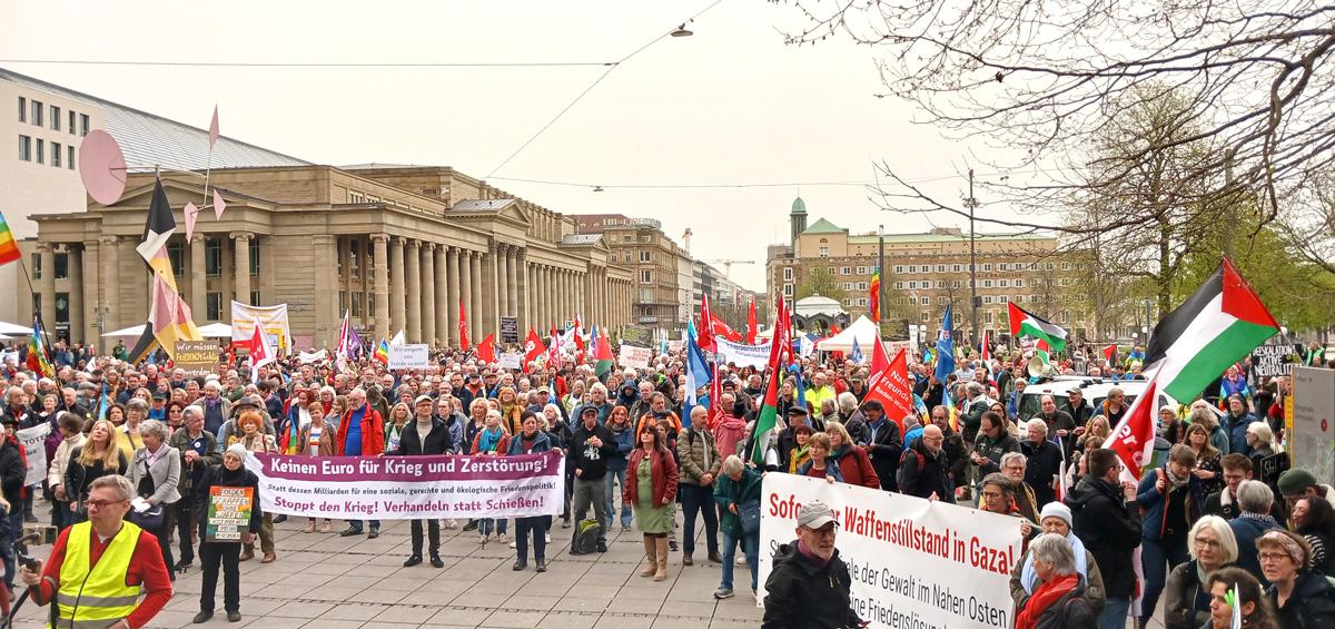 1408 Stuttgart2 - Vielfältig gegen Krieg und Sozialabbau - UZ vom 5. April 2024 - UZ vom 5. April 2024