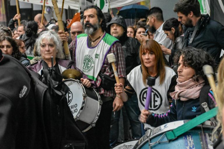 150602 Argentinien - Kampf um Arbeitsplätze - Javier Milei - Javier Milei