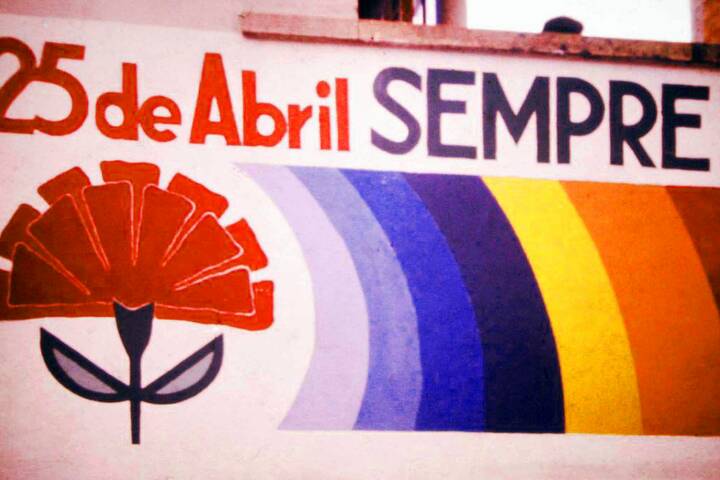 nelkenrevolution portugal - Abril bedeutet Zukunft! - Abril - Abril