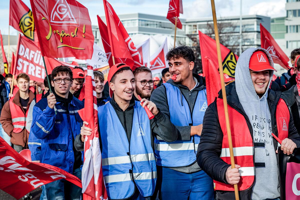 180301 Metall - Befragung gestartet - IG Metall, Tarifrunde Metall- und Elektroindustrie - Wirtschaft & Soziales