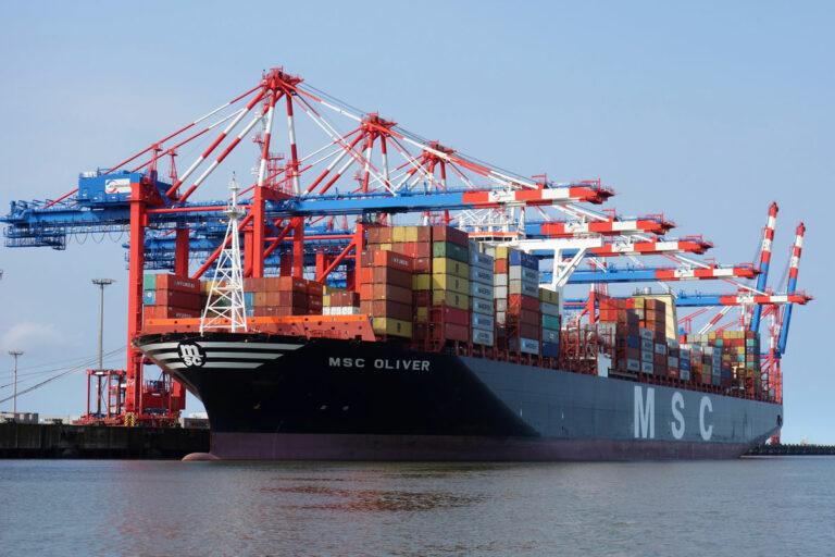 MSC OLIVER 1673 - Warnstreiks in Wilhelmshaven - Wilhelmshaven - Wilhelmshaven