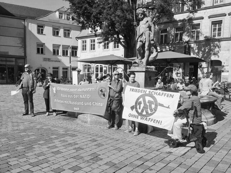 390503 Bildmeldung s - Frieden mit Russland und China! - Internationale Solidarität - Internationale Solidarität