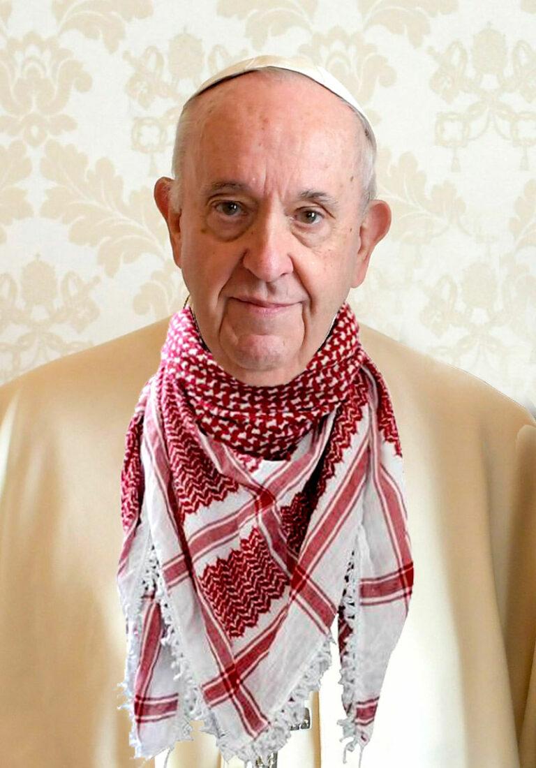 4709 Portrait of Pope Francis 2021 bearb - Selbstverteidigungsrecht - Papst Franziskus - Papst Franziskus