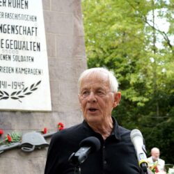 Herzlichen Glückwunsch, Rolf Becker!