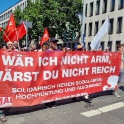Home - - Besser Klartext