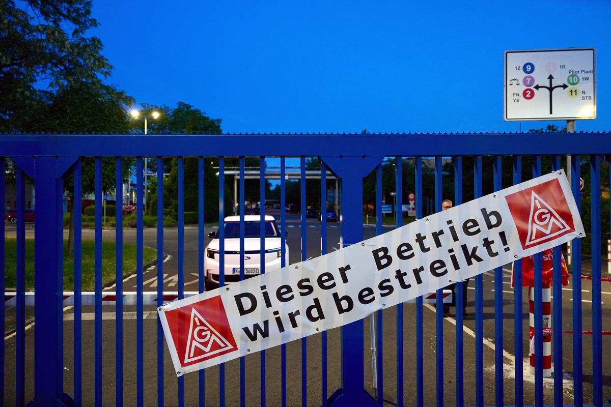 210303 Ford - Ford Köln: IG Metall fordert Insolvenzschutz - Benjamin Gruschka, Ford, IG Metall, Köln - Wirtschaft & Soziales