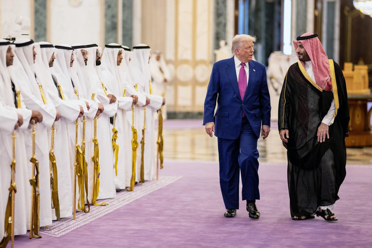 210701 Trump - Gigantischer Kommerz - UZ vom 23. Mai 2025 - UZ vom 23. Mai 2025