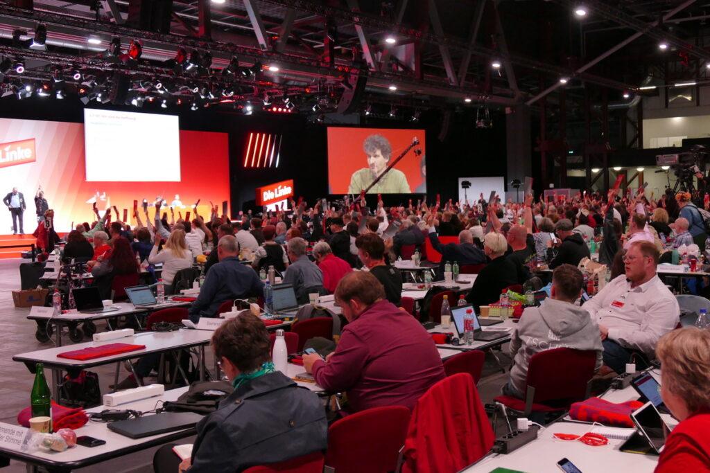 Abstimmung Leitantrag - Bald geht's los - -
