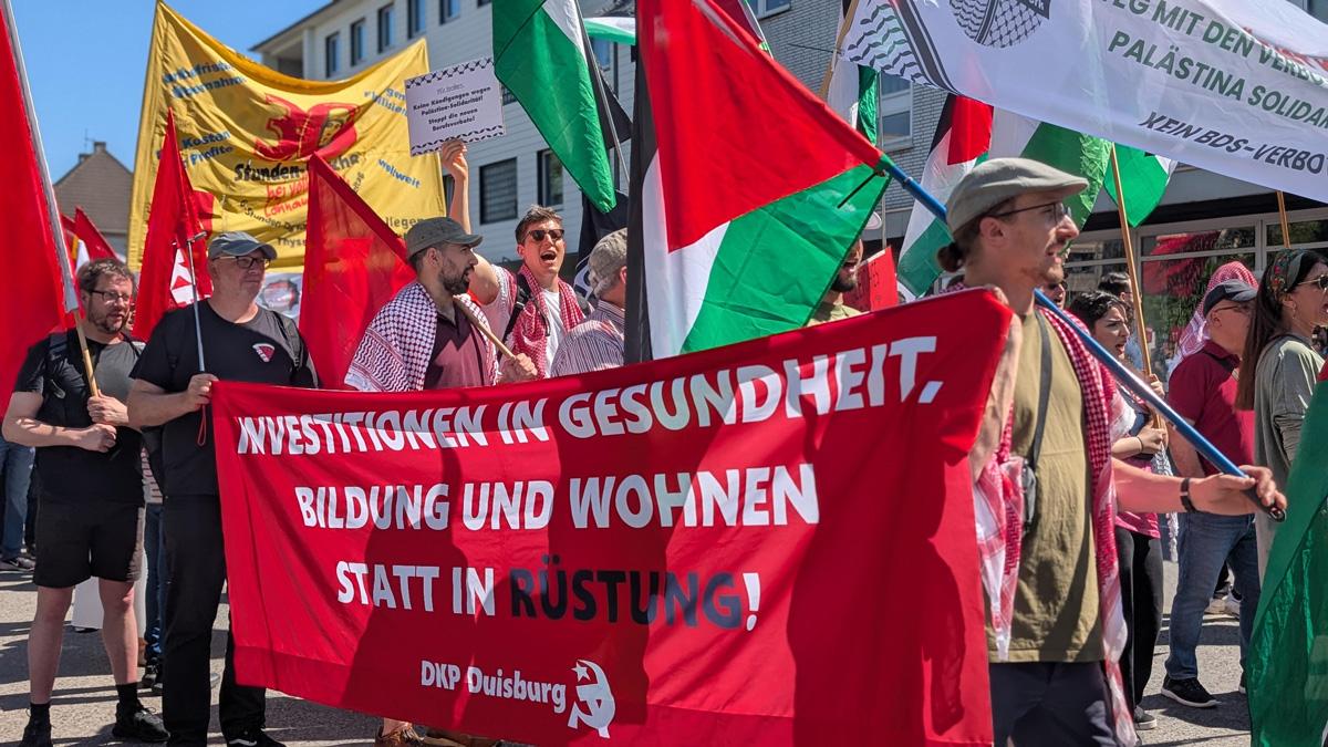 Duisburg DKP Duisburg - Runter mit der Rüstung! - 1. Mai 2025, Abrüstung und Frieden, DKP, Friedensdemonstration, GEW, IG Bau, IG Metall, Nie wieder Faschismus – Nie wieder Krieg!, SDAJ, ver.di - Blog