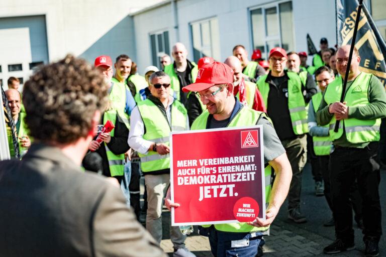 230202 Arbeitszeit - Arbeitszeitlügner - Wirtschaft & Soziales - Wirtschaft & Soziales