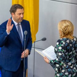 Home - - Raubzug gestartet