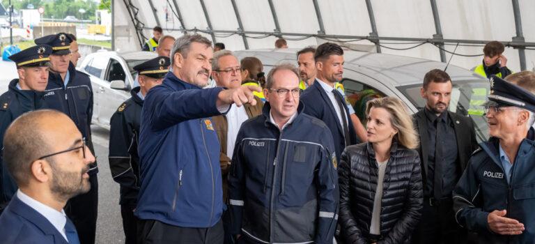 240401 Dobrindt - Minister mangelhaft - Abgas-Manipulation, Alexander Dobrindt, Asylpolitik, EuGH, Grenzkontrollen, Taser - Politik