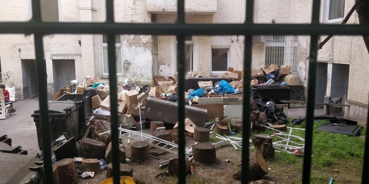 Armut wird abgerissen - UZ vom 27. Juni 2025 - UZ vom 27. Juni 2025 260801 Problemimmobilien - Armut wird abgerissen - UZ vom 27. Juni 2025 - UZ vom 27. Juni 2025