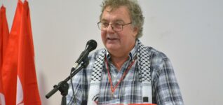 Zerschlagen wir ihnen die Hände!