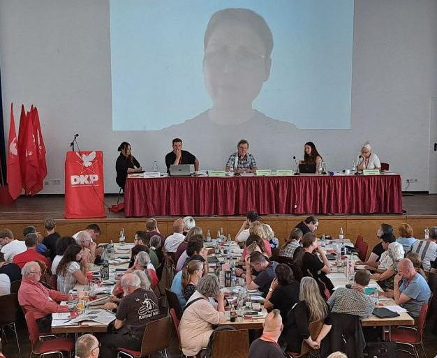Ulrike Eifler meldete sich per Videobotschaft zu Wort. Foto: UZ