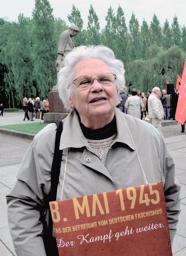 08 2015 06 KP Biografie Erika Baum 1 45 - „Schauen, was sie tun – nicht glauben, was sie sagen“ - Politik - Politik