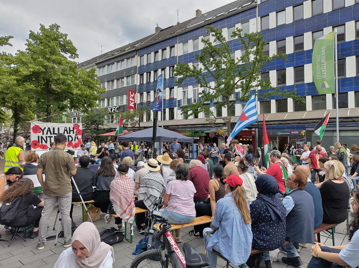 IMG 20250628 170505 - Schuldig! - 3ezwa, Abu El Qomsan, Ahmad Othman, Amir Ali, Duisburg, European Legal Support Center, Hebh Jamal, Inga Matthes, Inge Ketzer, Jules El-Khatib, Komitee gegen das Verbot von Palästina Solidarität Duisburg, Lennart Michaelis, Leon Wystrychowski, Mahmud Abu Odeh, Mazda Qandil, Melanie Schweizer, Mirze Edis, Palästina-Solidarität, Palestine Action, Roland Meister, Ronnie Barkan, Rote Hilfe, Thawra Hamburg, Zaid Abdulnasser - Politik, Blog