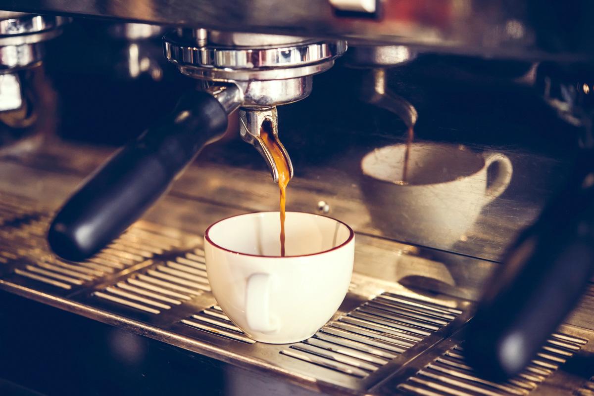 3309 Depositphotos 144212313 XL - Kaffeemaschine für 14.600 Euro - Immobilien, Polizeigewerkschaft, Staatsstreich - Positionen