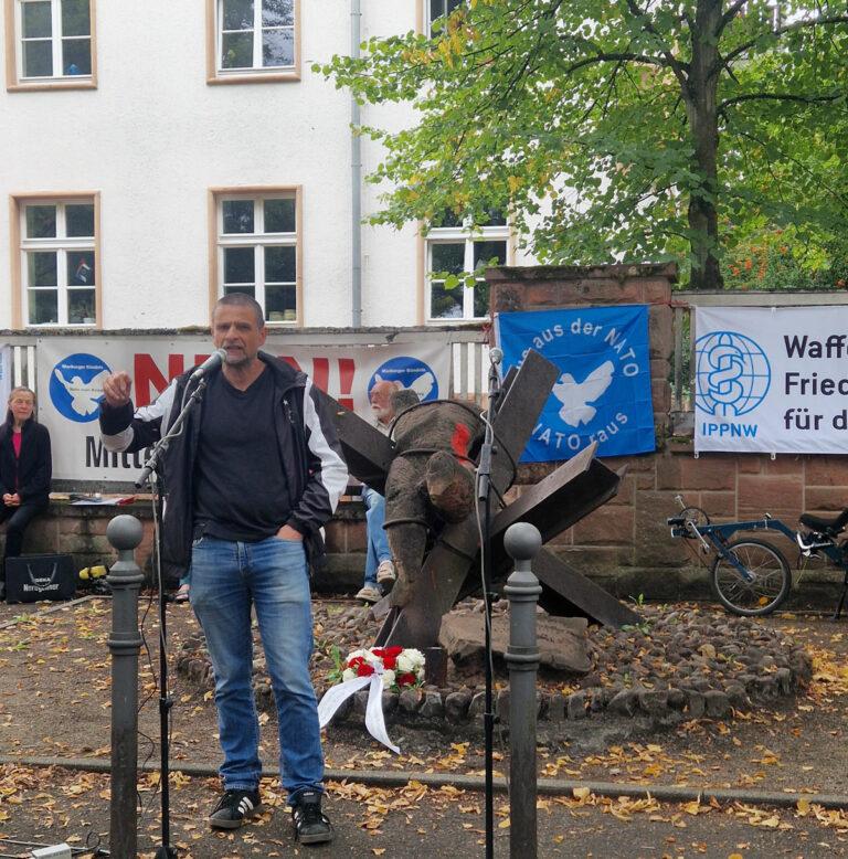 15 Ulf Immelt in Marburg Web Geraete - Totschlagargumente - Aktion - Aktion