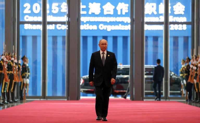 360602 Putin - Russland zurück auf Weltbühne - Internationales - Internationales