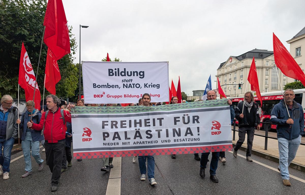 PXL 20250901 150936672 - Kampf gegen „Kriegstüchtigkeit“ im Mittelpunkt - Antikriegstag 2025, Berlin, Hamburg, Köln, München - Blog, Aktion