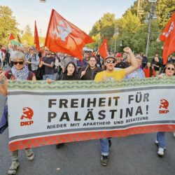 100.000 gegen Völkermord