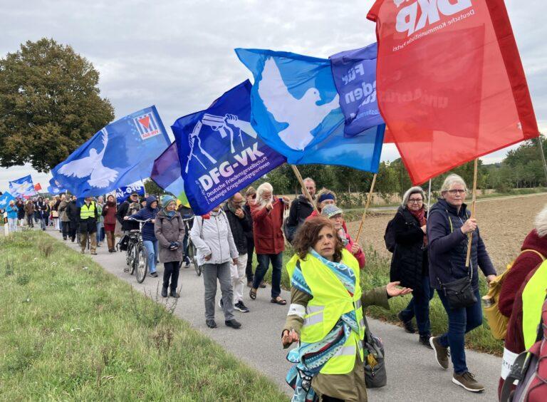 251003 Frieden Uedem 7 - Der Regierung einen Strich durch die Rechnung machen - junge GEW - junge GEW