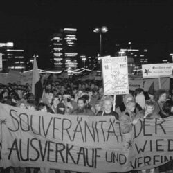 Friedensstaat verteidigen