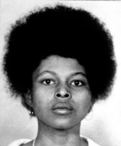 4107 Mugshot of Assata Shakur April 1971 - Meistgesucht – aus Gründen - Assata Shakur, Black Liberation Army, Black Panther Party, COINTELPRO, Joanne Deborah Byron, Kuba - Internationales