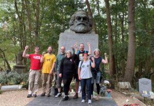 Auf ein Pint mit Marx - Friedrich Engels, Karl Marx, London, UZ-Redaktion - Hintergrund 4403 photo 2025 08 16 16 35 03 - Auf ein Pint mit Marx - Friedrich Engels, Karl Marx, London, UZ-Redaktion - Hintergrund