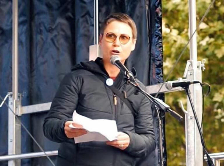 Screenshot Ulrike Eifler web - Der Krieg gegen Russland wird ernsthaft in Erwägung gezogen - Friedenskampf - Friedenskampf