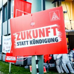 Lohnverzicht plus Sozialabbau