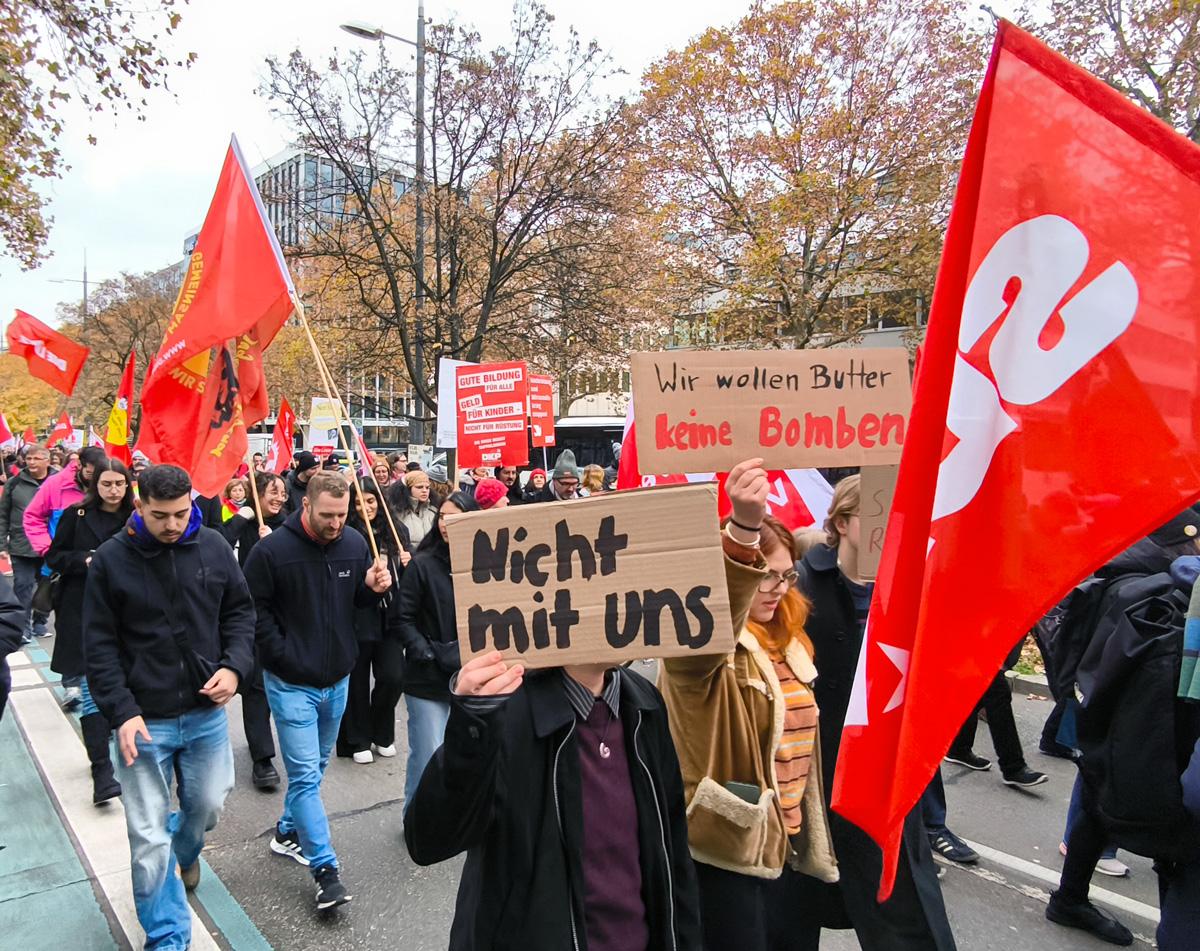 IMG 20251108 133753 - Angst vor Kahlschlag - DGB Stuttgart, DKP Stuttgart, GEW Stuttgart, IG Metall Stuttgart, Kommunen am Limit, Stuttgart, ver.di Stuttgart - Blog, Kommunalpolitik
