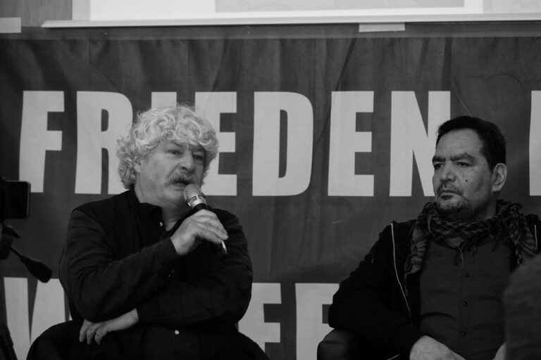 photo 2025 11 22 18 27 17 - Solidarische Story - Initiative für Frieden und Abrüstung Dahme-Spreewald - Initiative für Frieden und Abrüstung Dahme-Spreewald