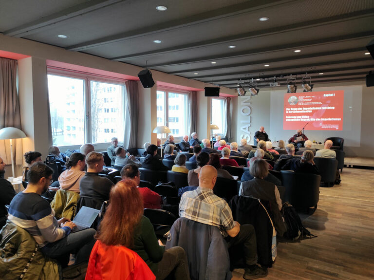 52 0405 Brandenburg - Wer schafft Frieden? - Russland - Russland