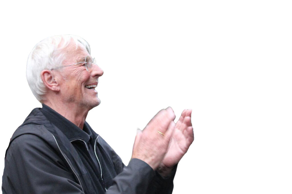 521102 Rolf Becker Shari Deymann depositphotos bgremover - Erinnern und weitergehen – Trotz alledem! - Antifaschistischer Kampf, Friedensaktivist, Gedenken, Gewerkschafter, Künstler für den Frieden, Rolf Becker, Schauspieler, Todestag - Kultur