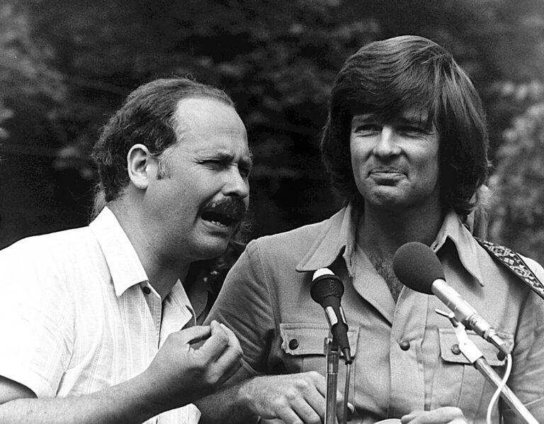 5215 Gross - Rebellischer Geist mit deutlichem Akzent - DDR - DDR