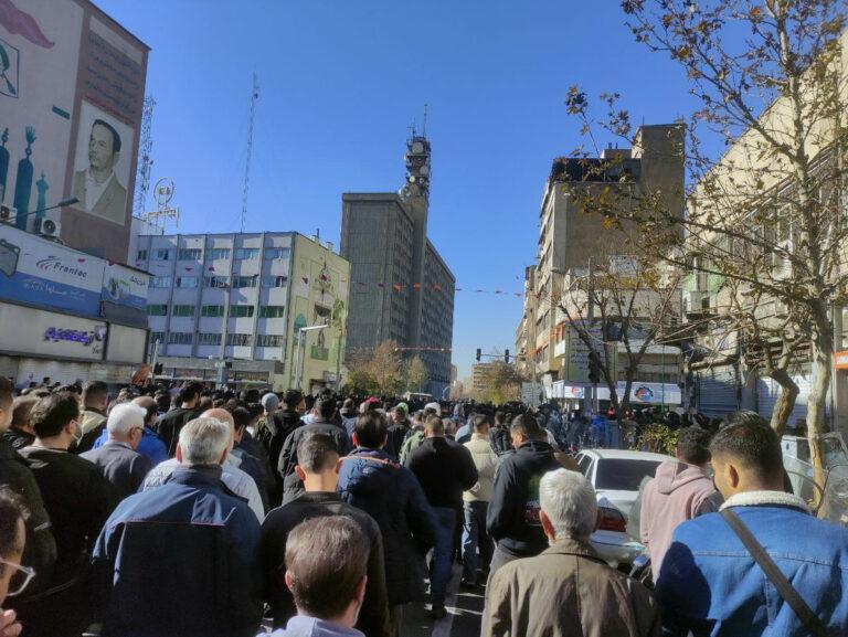 020602 Iran - Traum vom Regime Change - US-Imperialismus - US-Imperialismus