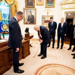 Stühlerücken für die „Zeitenwende“