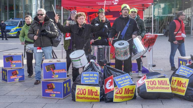 050303 TVL - Druck, Druck und nochmals Druck - Jugendstreiktag - Jugendstreiktag