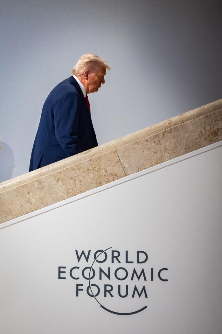 050601 Trump - Risse im Westen - Uneinigkeiten - Uneinigkeiten