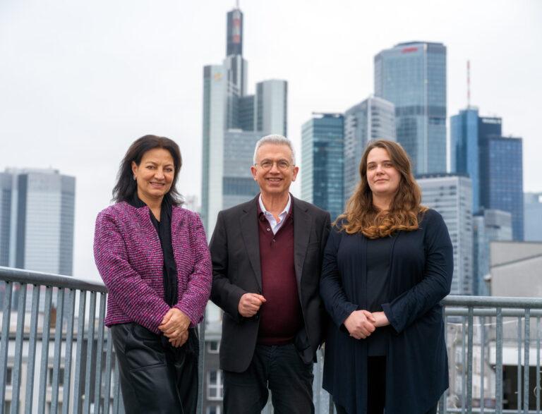 08 Interview Iris - Eine Stimme für die, die sonst keiner hört - Iris Schaffrina - Iris Schaffrina