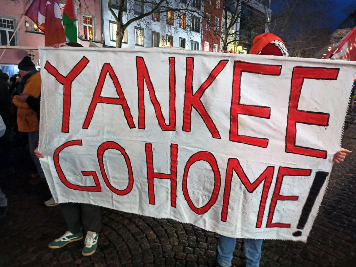 IMG 20260103 172305 - Spontane Solidarität - Berlin, DKP, Essen, Gießen, Hamburg, München, Stuttgart, US-Angriff auf Venezuela, Venezuela - Blog, Aktion