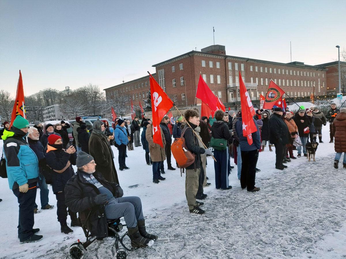 signal 2026 01 04 17 40 28 871 2 - Spontane Solidarität - Berlin, DKP, Essen, Gießen, Hamburg, München, Stuttgart, US-Angriff auf Venezuela, Venezuela - Blog, Aktion