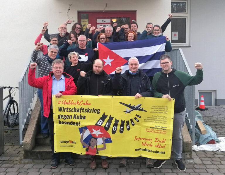 060502 Kuba Soli - Mutmacher in stürmischen Zeiten - DKP, DKP-Parteivorstand, Karl-Liebknecht-Schule, Kuba-Solidarität, Leverkusen, Mark Ellmann, Patrik Köbele, Ursula Vogt - Politik