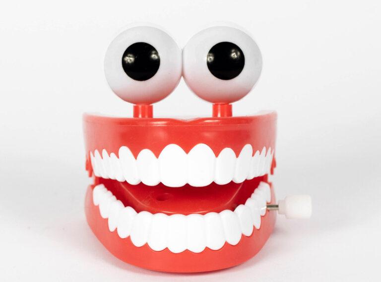 060902 Bild Alternative - Zahnarztbehandlungen - Zahnärztliche Versorgung - Zahnärztliche Versorgung