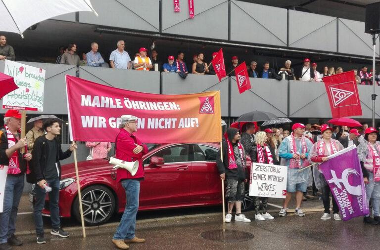 0803 - Schließungen und Stellenabbau gehen weiter - Fellbach - Fellbach