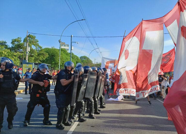 080701 Argentinien - „Wir lassen uns nicht versklaven!“ - Arbeitsrechtsreform - Arbeitsrechtsreform